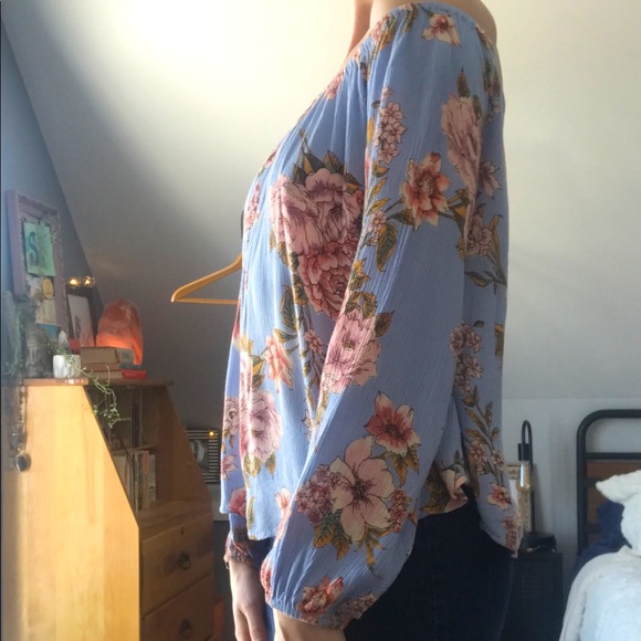Billabong off-the-shoulder floral top - Picture 2 of 5